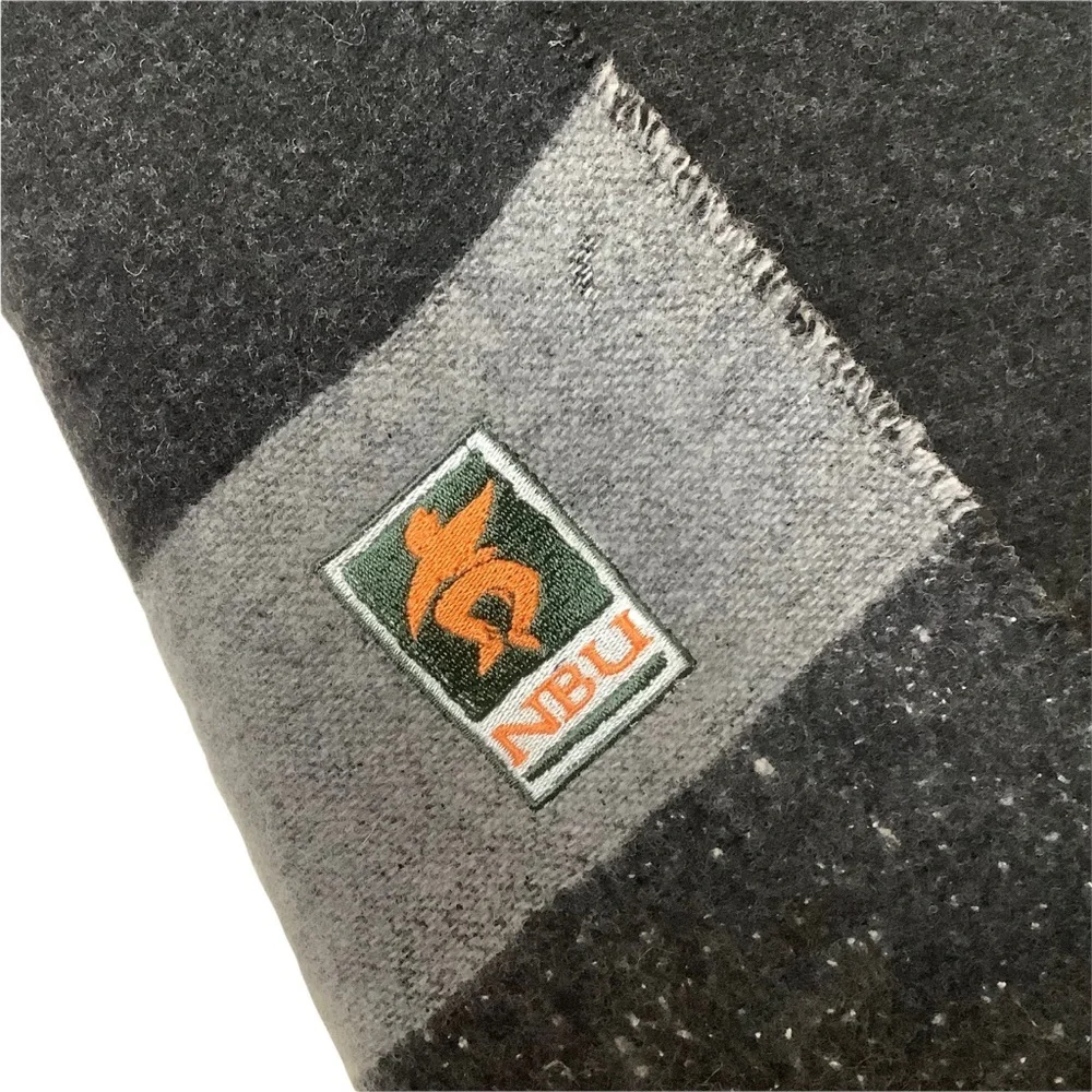 Vintage Made in‎ Italy Men's Gray 100% Wool Fringe Winter Scarf